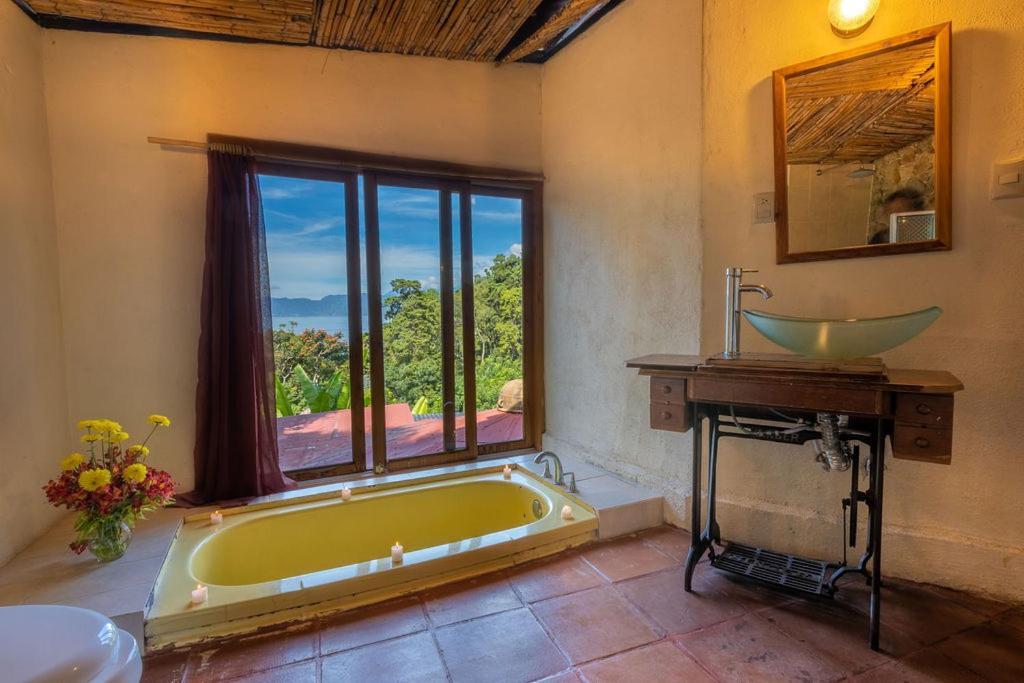Jenna'S River Bed And Breakfast Jucanya Екстер'єр фото