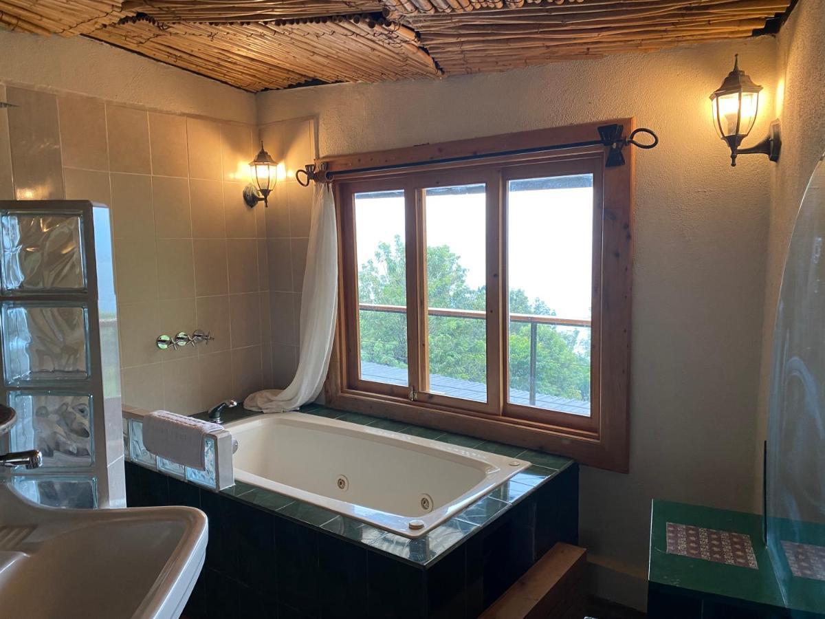 Jenna'S River Bed And Breakfast Jucanya Екстер'єр фото